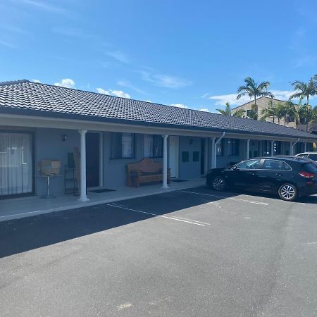 Woongarra Motel North Haven Exterior photo